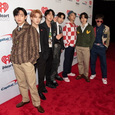   BTS       -    04112019